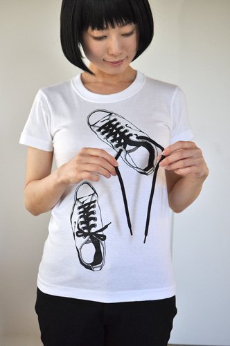小正妹幫我綁鞋帶-3.jpg