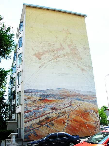 法國建築物外牆塗鴉-2.jpg