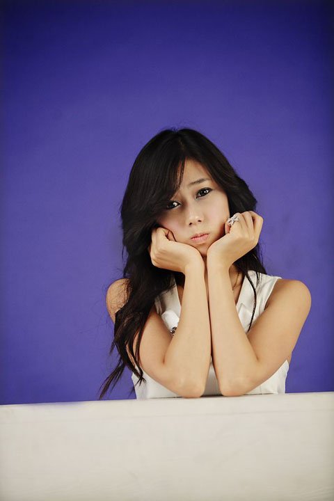 美女拍照最常用的姿勢-8.jpg