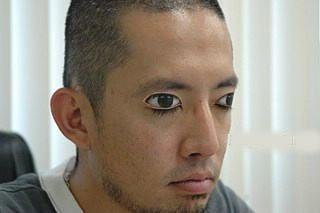 辦公室睡覺大法-2.jpg
