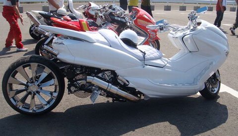 帥氣的改裝摩托車-13.jpg