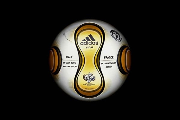 1930-2010 世界杯官方用球-18.jpg