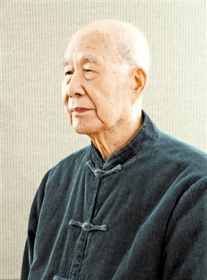 王鼎鈞.png