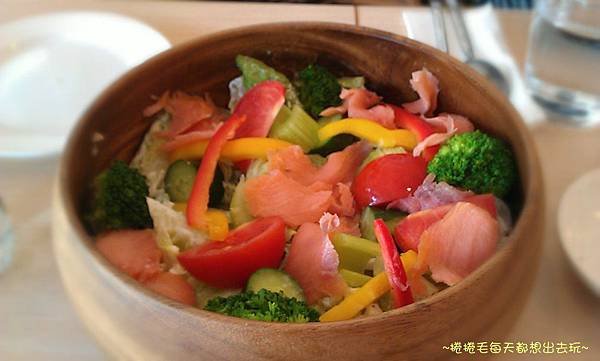 木碗沙拉.jpg