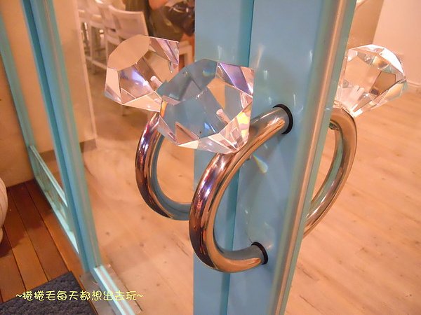 dazzling13.jpg
