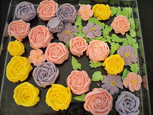 蛋糕裝飾2-Royal Icing Flowers (2)1.jpg