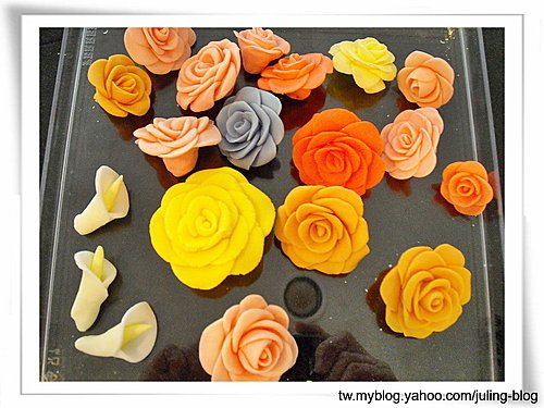 蛋糕裝飾3-Fondant Rose, Calla Lily(海芋)1.jpg