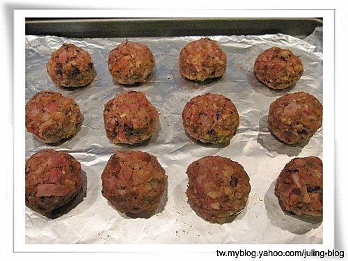 Stuffing Balls6.jpg