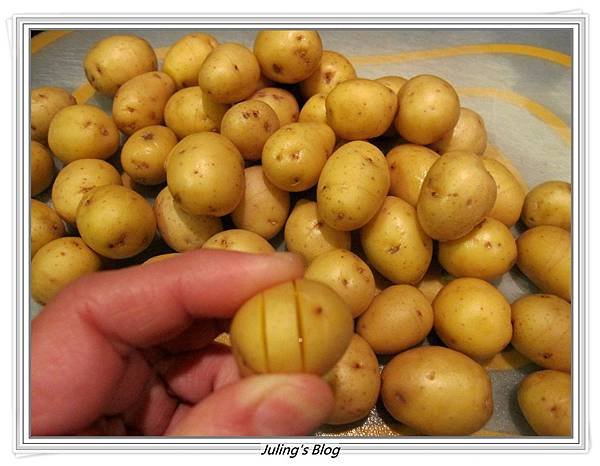 Roasted Teeny Tiny Potatoes做法1