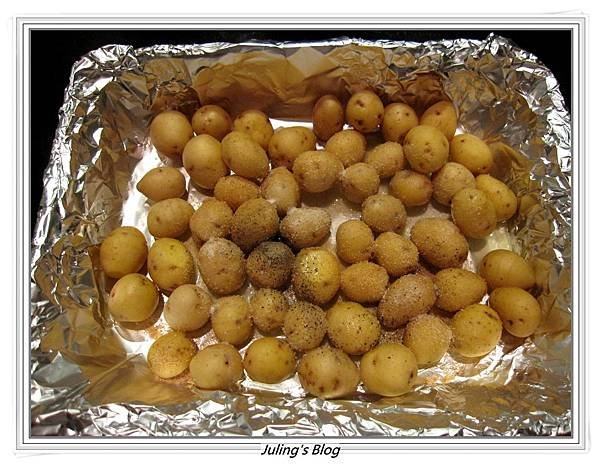 Roasted Teeny Tiny Potatoes做法2.JPG