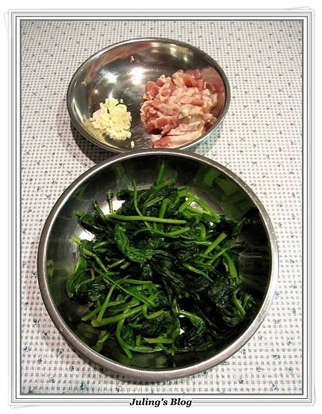 玉米菠菜做法1.JPG