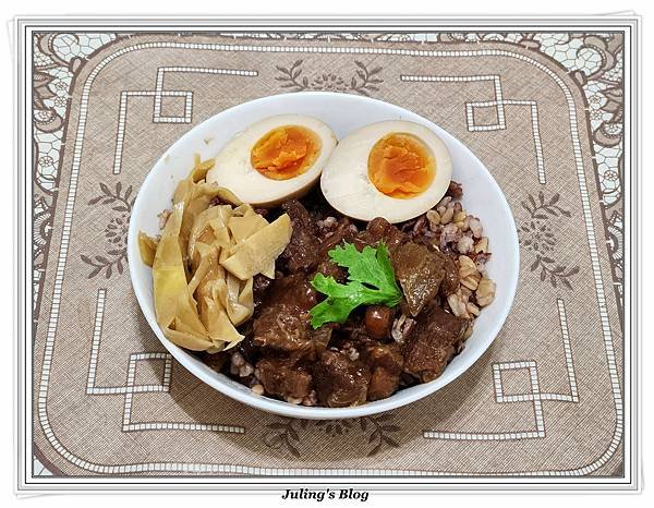 牛滷肉飯.jpg