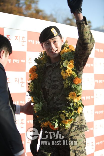 111121_jujihoon_50.jpg