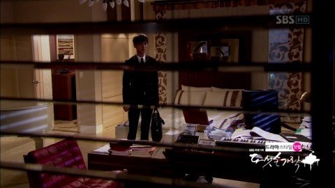 ´Ù¼¸_¼Õ°¡¶ô.E15.121006.HDTV.X264.720p-Baros.avi_002608108