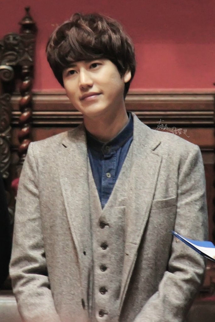 111310 SUPER JUNIOR IN OXFORD UNIVERSITY  (4)