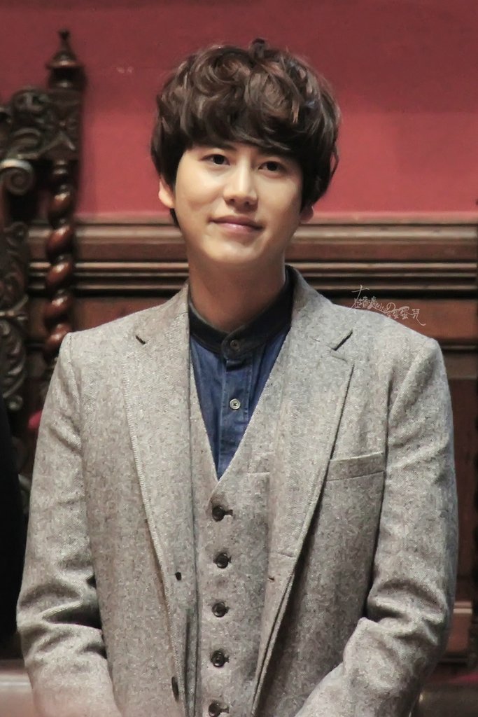 111310 SUPER JUNIOR IN OXFORD UNIVERSITY  (3)