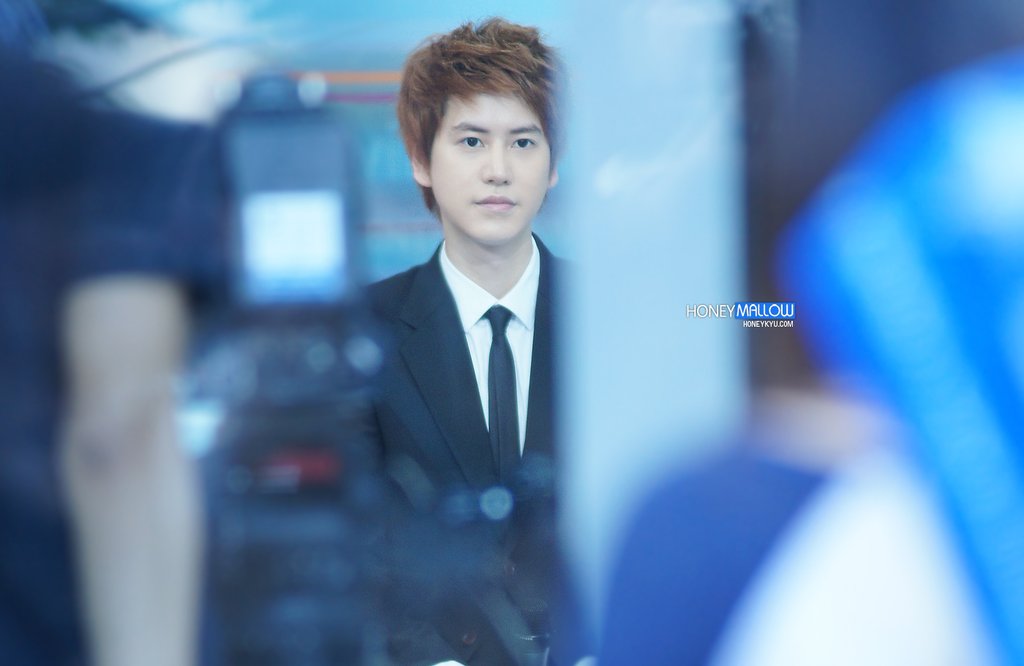 120726 Mnet wide open studio (1).jpg