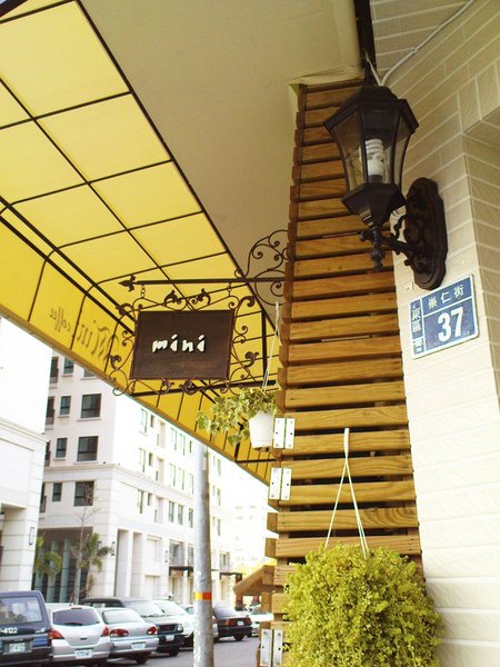 11022010-08.jpg