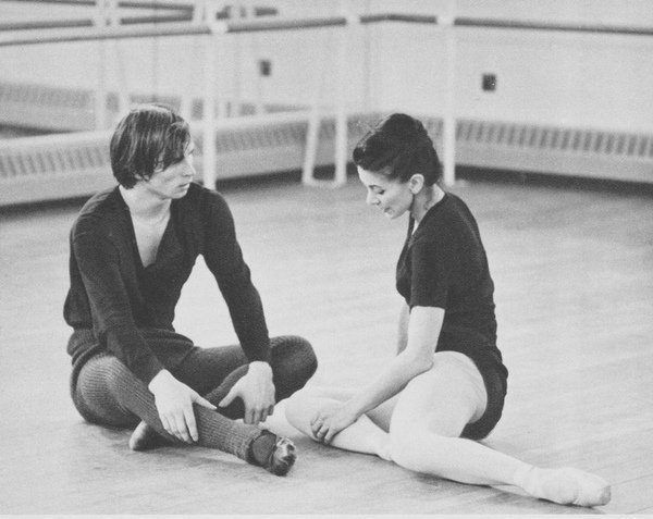 Fonteyn and Nureyev during rehearsal