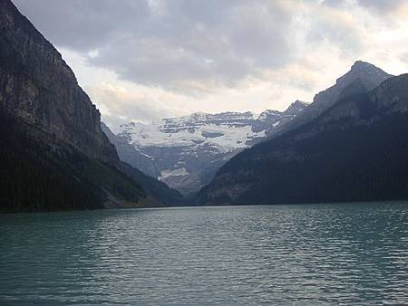 0712429-Lake Louise.JPG