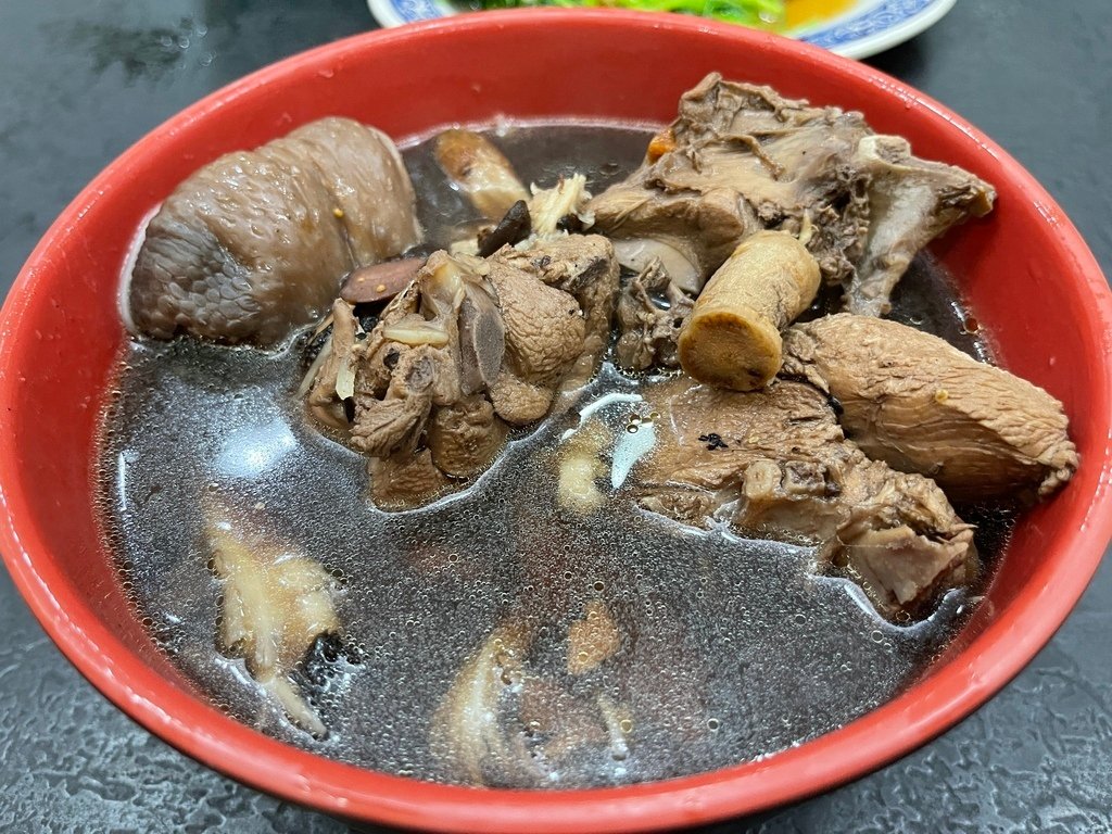 【台北中山美食】錦州街美食懶人包，11間精選推薦必吃熱門店家