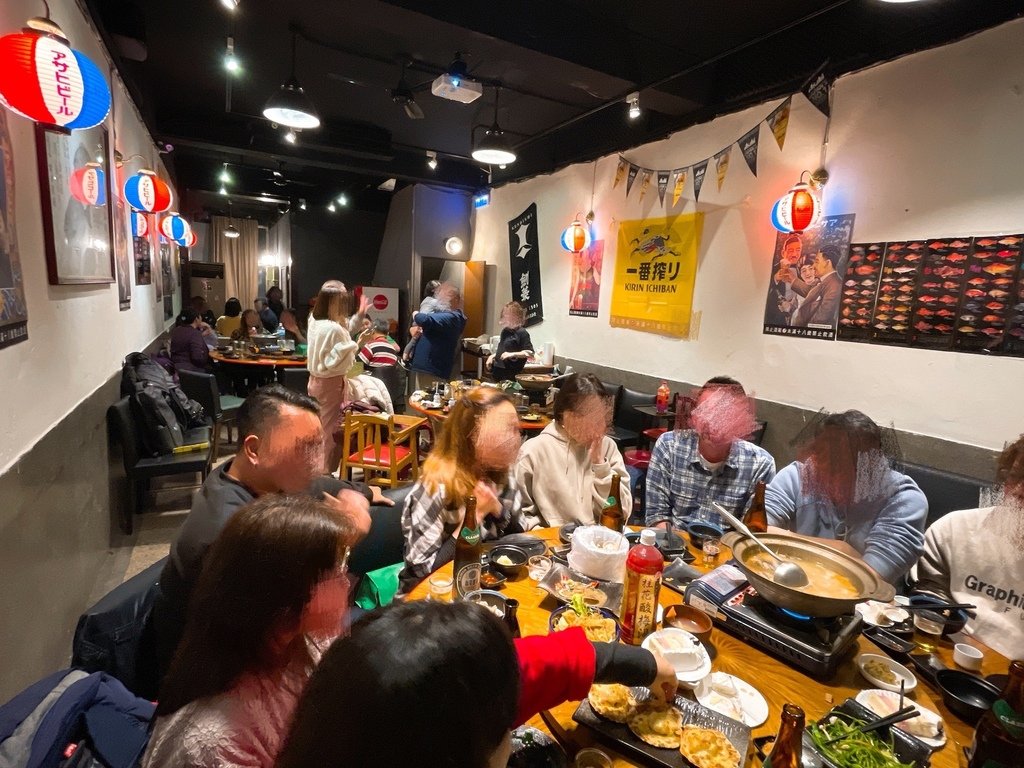 【台北中山美食】富氣水產，遼寧夜市超厚切生魚片口感大滿足，脆