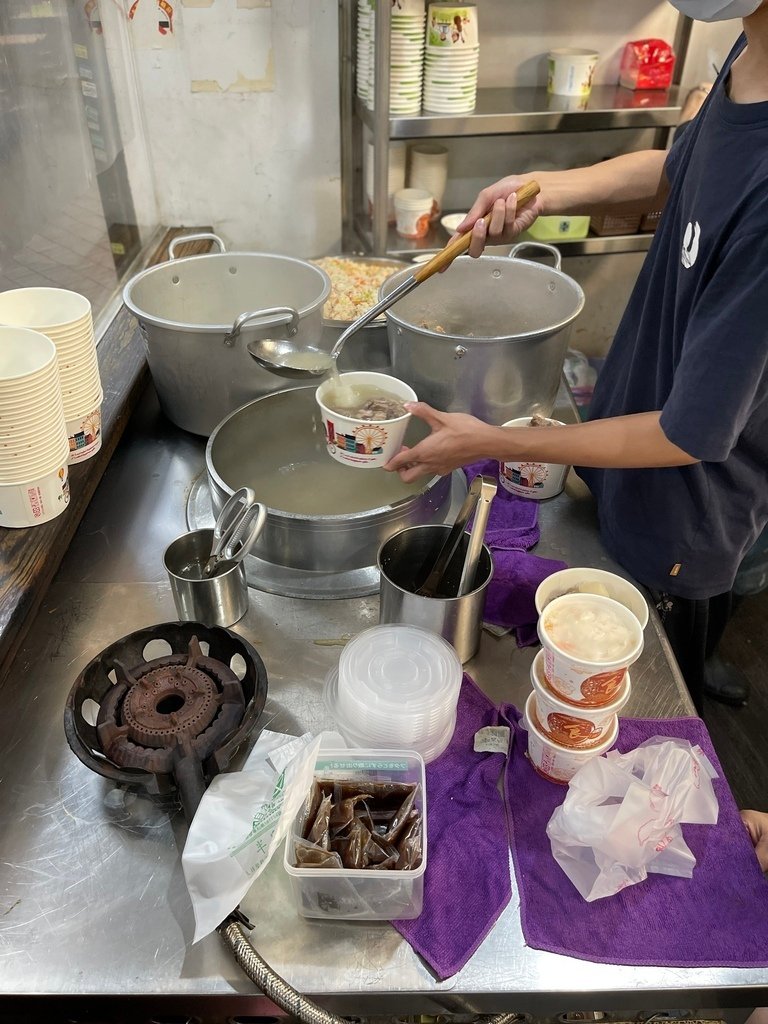 【台北萬華美食】和平西路原汁排骨湯，龍山寺美食，拜完來一碗身