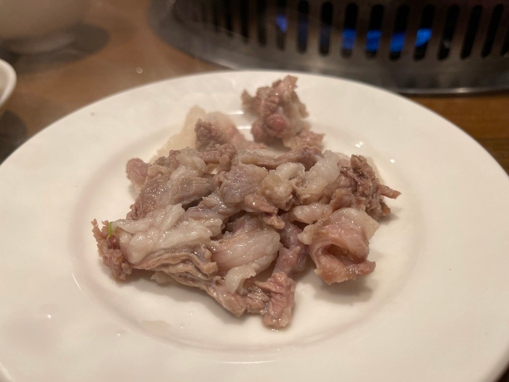 【台北大安美食】一品蔬菜羊肉專賣店，燙羊肉吃起來竟然跟燙牛肉