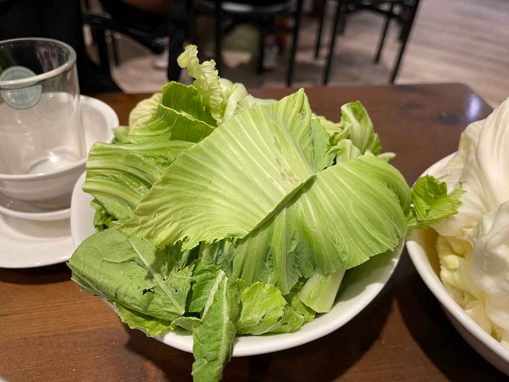 【台北大安美食】一品蔬菜羊肉專賣店，燙羊肉吃起來竟然跟燙牛肉