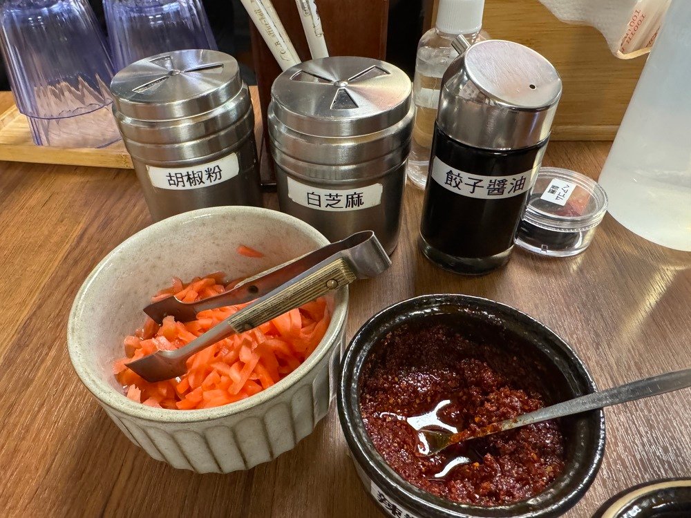 【台北松山美食】博多幸龍拉麵，每日限量豚骨湯頭，叉燒肉超大片