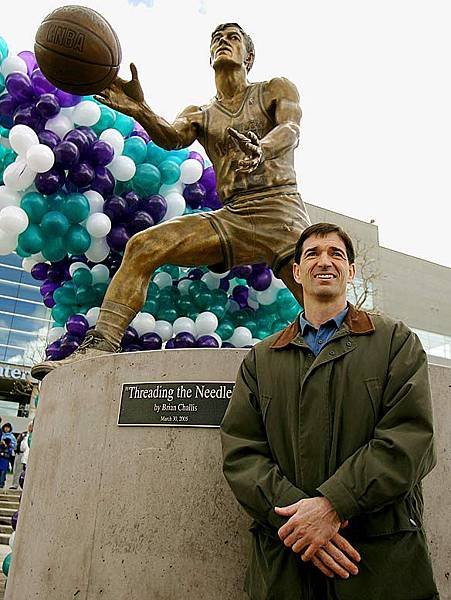 john-stockton-statue