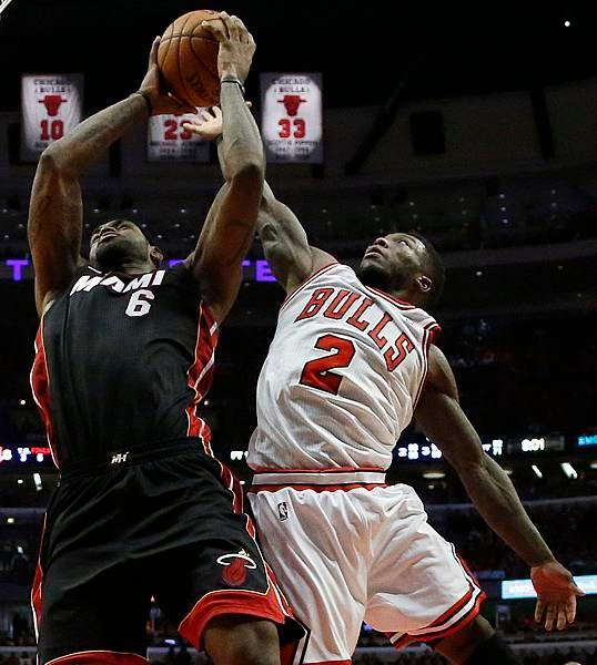 Heat_Bulls_Basketball_Spur