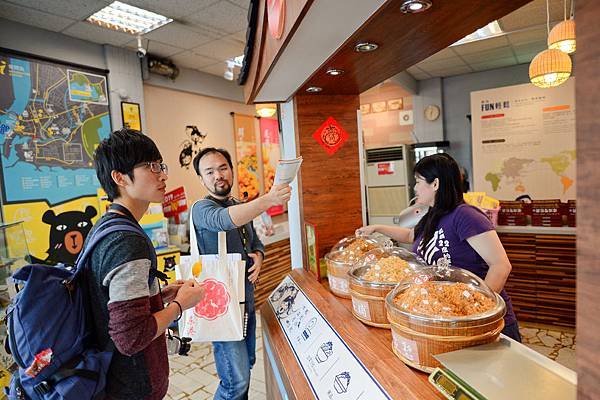 【屏東｜東港】半日小鎮美食之旅！一條路線吃遍在地6樣小吃 (