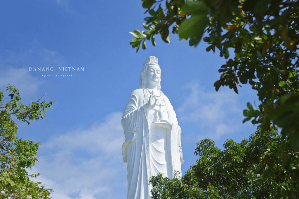 峴港景點 山茶半島靈應寺.png