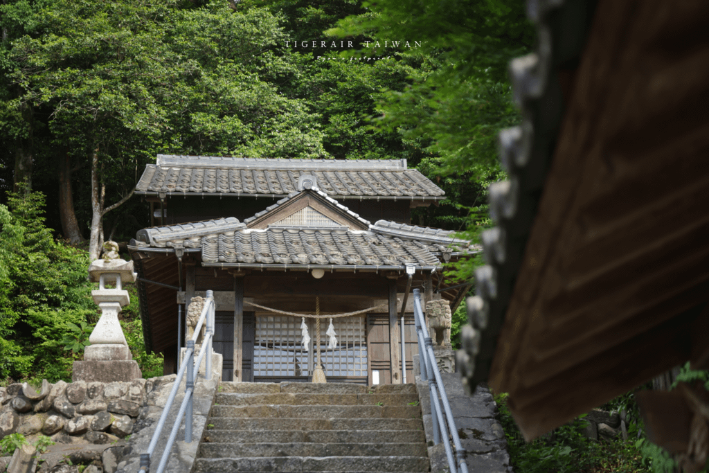 隼神社.png
