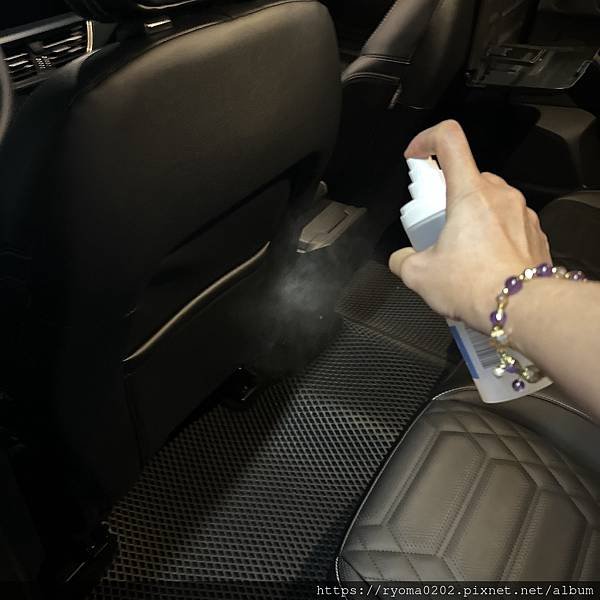 宥強Ustrong去味達人消臭噴霧(Ex車用消臭抗菌)可以將