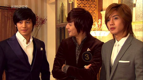 Boys_Before_Flowers_0344.jpg