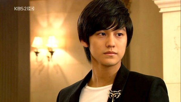 Boys_Before_Flowers_0502.jpg