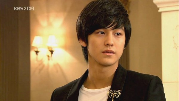 Boys_Before_Flowers_0504.jpg