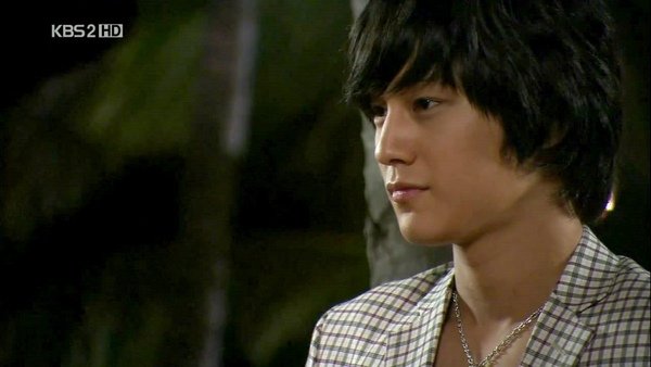 Boys_Before_Flowers_0641.jpg