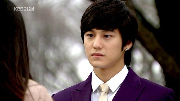 Boys_Before_Flowers_2431.jpg