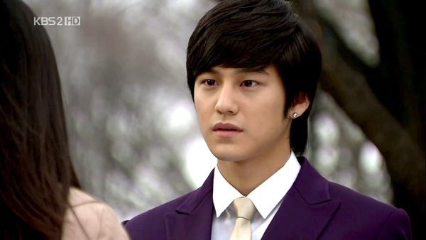 Boys_Before_Flowers_2433.jpg