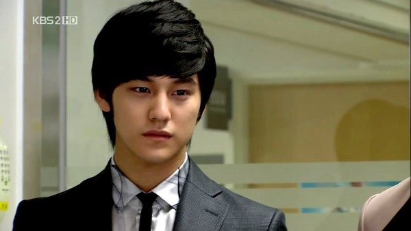 Boys_Before_Flowers_2451.jpg