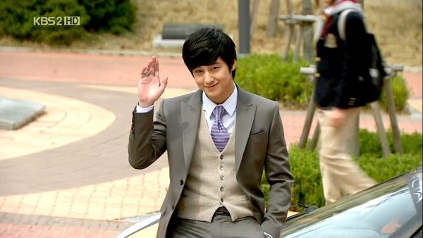 Boys_Before_Flowers_2453.jpg