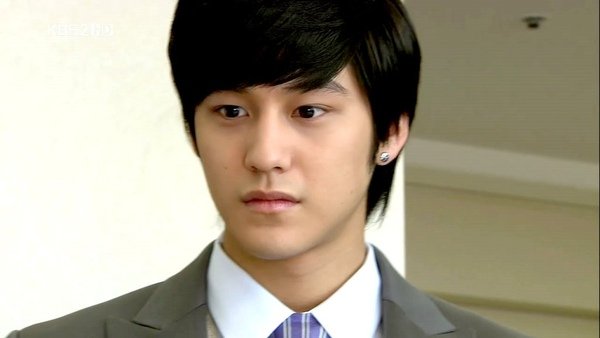 Boys_Before_Flowers_2460.jpg