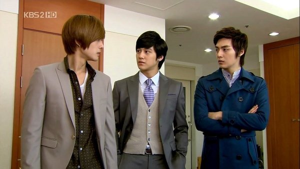 Boys_Before_Flowers_2462.jpg