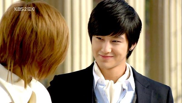 Boys_Before_Flowers_0817.jpg