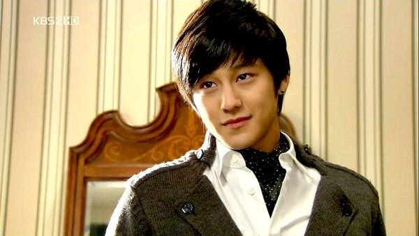 Boys_Before_Flowers_0825.jpg
