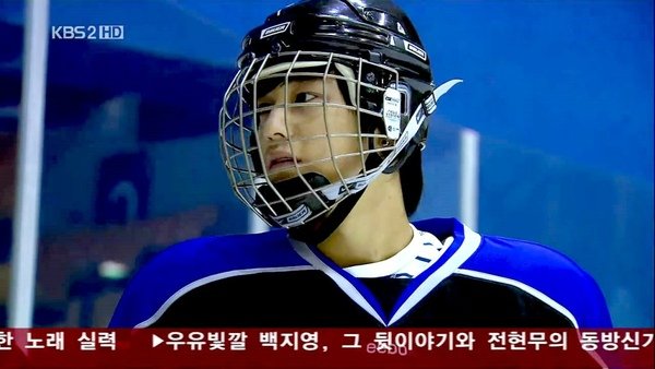 Boys_Before_Flowers_0833.jpg