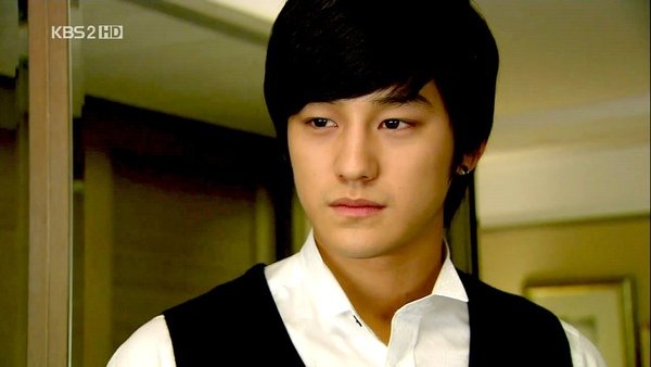 Boys_Before_Flowers_0841.jpg